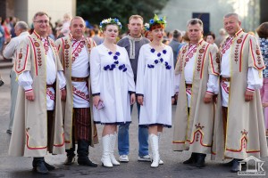Народный ансамбль народной песни и музыки «Уладары» посетил п.Вача Нижегородской области