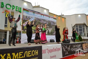 Артисты Волковысского ГДК приняли участие в празднике для всей семьи "Мой адрес-город Лида!"