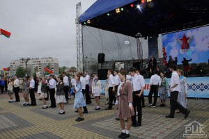 От Минуты молчания до Песен Победы: Волковыск отметил 81-ю годовщину Великой Победы