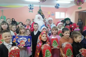 Волшебный предновогодний марафон: филиалы Волковысского РЦК дарят детям сказку!