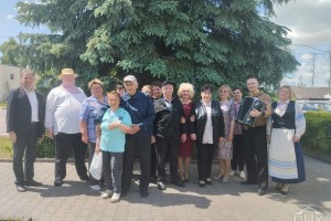 «Деревенька моя»: творческий десант подарил праздник жителям Дубовцов и Дулевцы