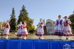 На ярмарку с песнями